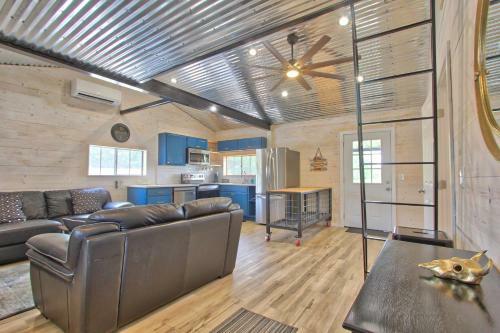 Bc - Blue Jay Getaway