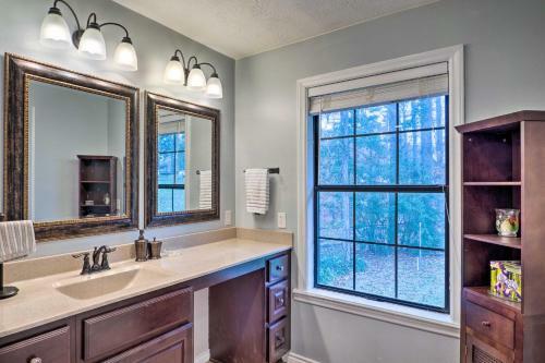 Lakefront Burkeville Gem With Boathouse And Dock!