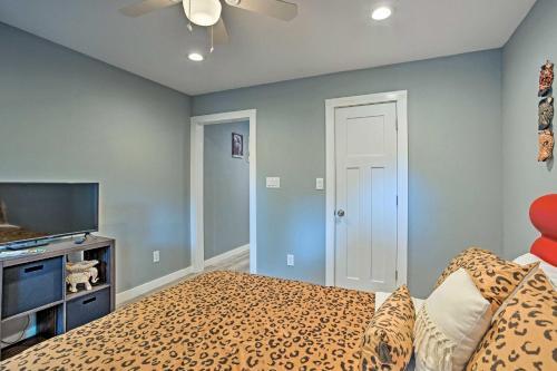 Couples Retreat In Canton With Patio And Yard!