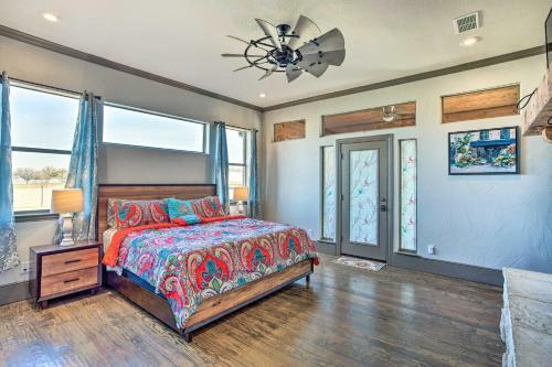 Luxurious Celina Villa On 10 Acres With Pool!