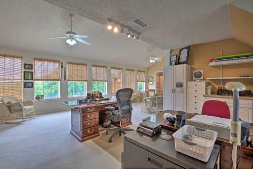 Lovely Celina Home With Patio And Views On Lake!