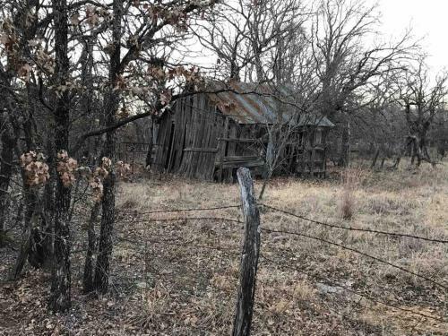 Texas Ranch 26 Acre Country Fishing Cabin