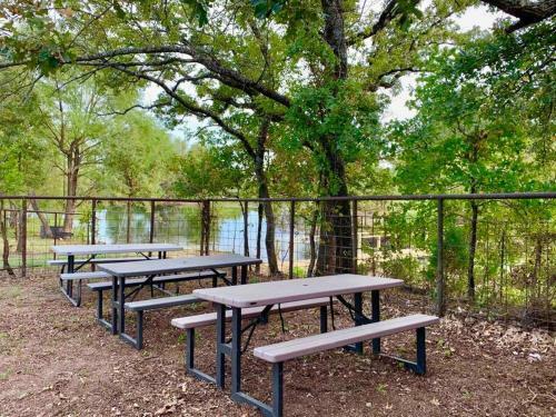 Texas Ranch 26 Acre Country Fishing Cabin