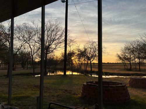 Whites Creek Lodge