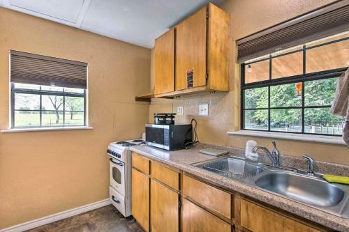 Collinsville Cabin On 130-acre Horse Ranch!
