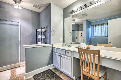 Family-friendly Conroe Home With Patio And Grill!