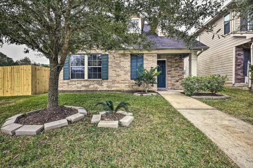 Family-friendly Conroe Home With Patio And Grill!