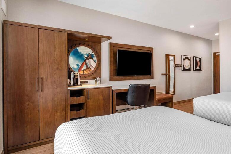 Cambria Hotel Nashville Airport