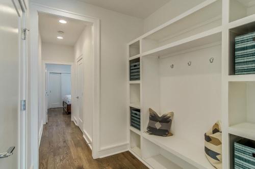 4 Connecting Condos - Sleeps 32 To 36 - Firepits - Garages - Rooftops Decks - Great Views - Security