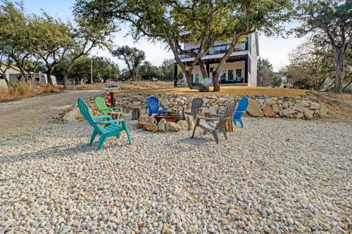 Canyon Lake Escape