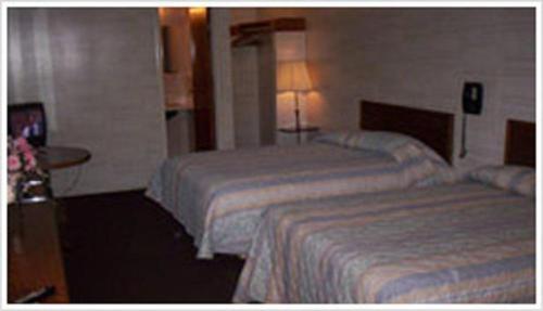 Hotel Acra Manor Resort