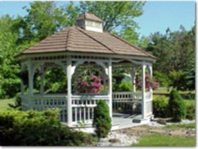 Hotel Acra Manor Resort