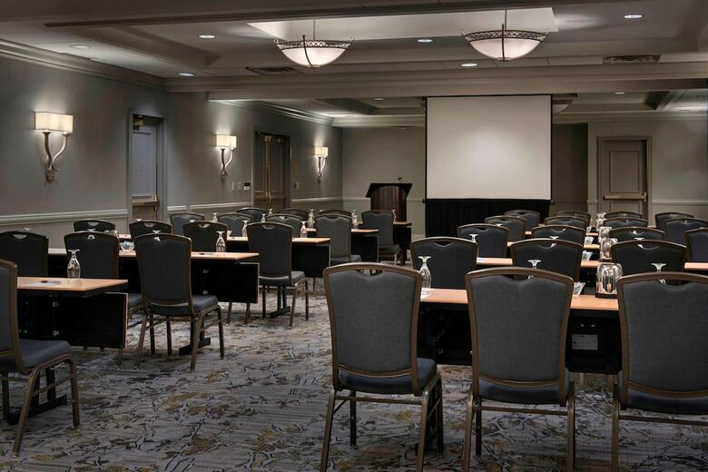 Hotel Park Ridge Marriott