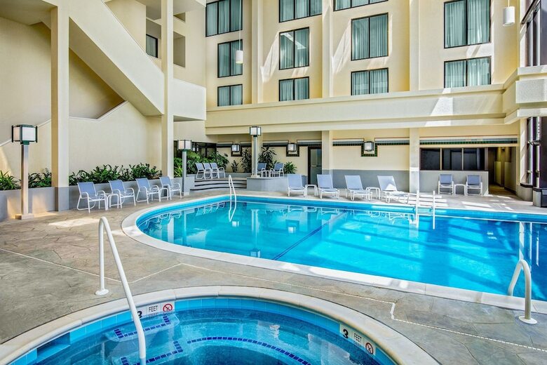 Hotel Park Ridge Marriott