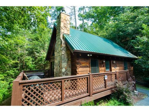 Cabin In The Woods With Hot Tub