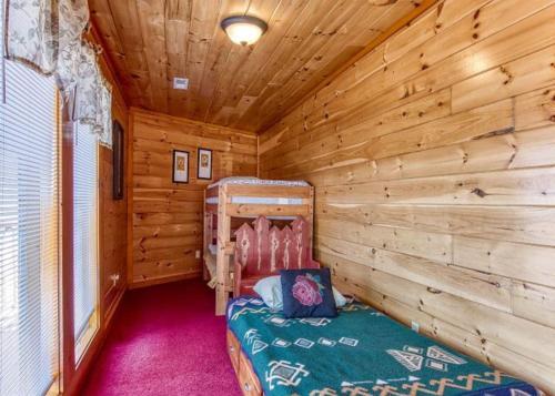 Bear Foot Lodge #308 By Aunt Bug's Cabin Rentals