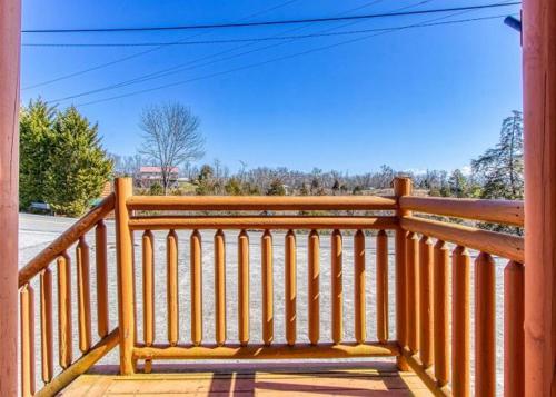 Bear Foot Lodge #308 By Aunt Bug's Cabin Rentals