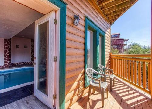 Bear Foot Lodge #308 By Aunt Bug's Cabin Rentals