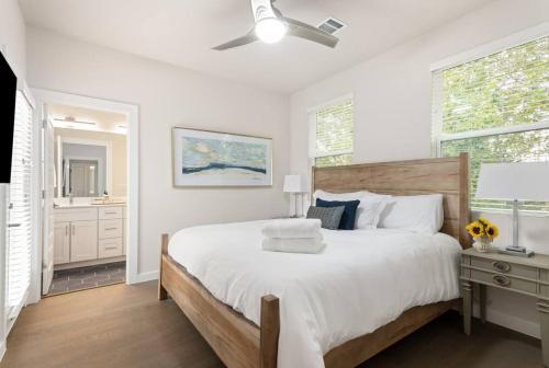 New Modern 2 Bedroom House In Hip Montopolis