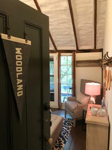 Bed & Breakfast Cs Coach House
