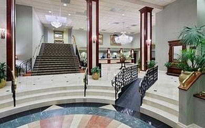 Crowne Plaza Hotel St. Louis - Clayton