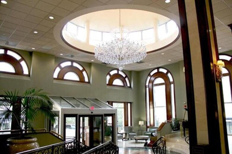 Crowne Plaza Hotel St. Louis - Clayton