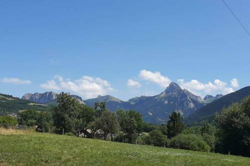 Laprau, House Between Lake & Mountain