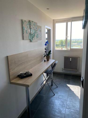 Apartamento Au 8�me Ciel - T3 Avec Vue � M�con
