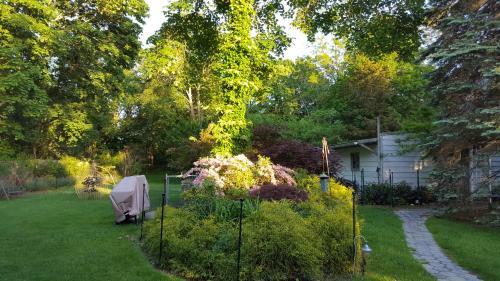 Arbor View House Bed And Breakfast