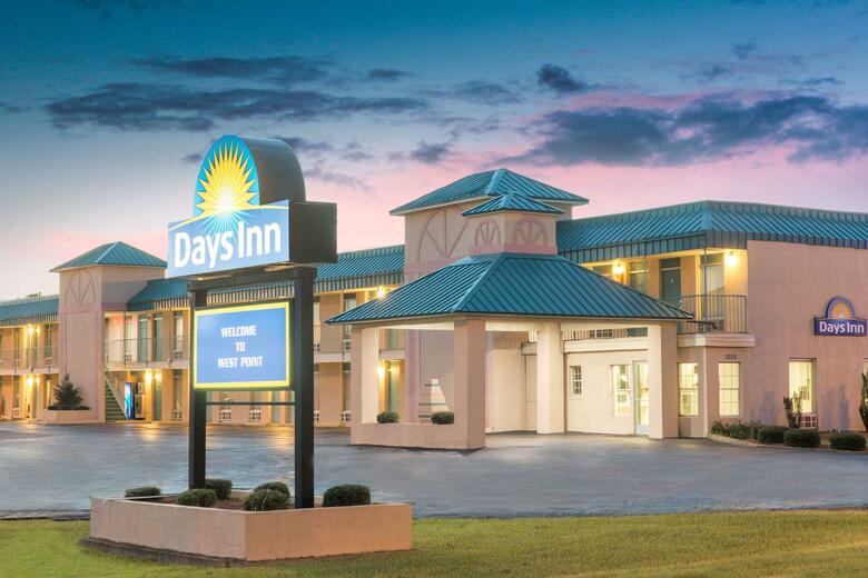 Hotel Days Inn - West Point