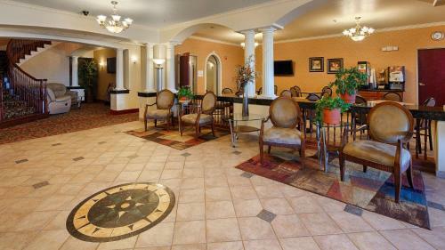 Hotel Best Western Inn & Suites - Henrietta