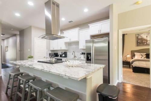 Marvelous 3 Bed 2bath By Bishop Arts Downtown