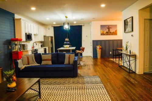 Big Tex House On Urban Side - Large Yard/fire Pit