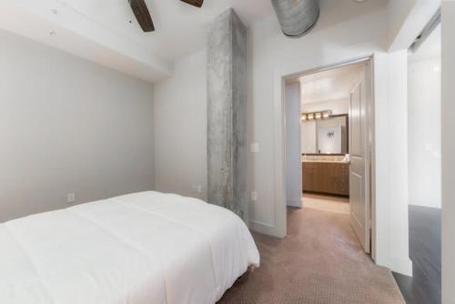 Bright Chic 1br Apartment By Stay Gia