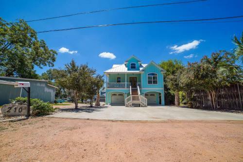 Campa Pajama Lakeside Getaway