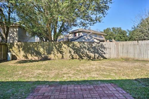 Mod Katy Home - Access Suburban And City Sites!