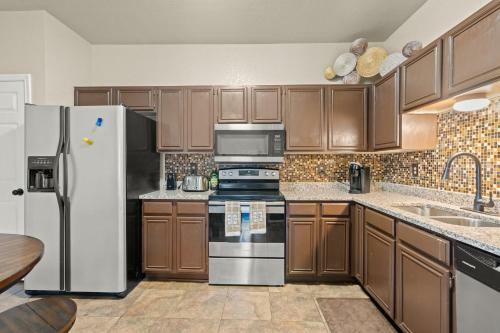 Bed & Breakfast Ethernet Staycation Extended Transition Lodging