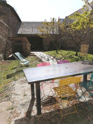 La Maison Des Rosiers