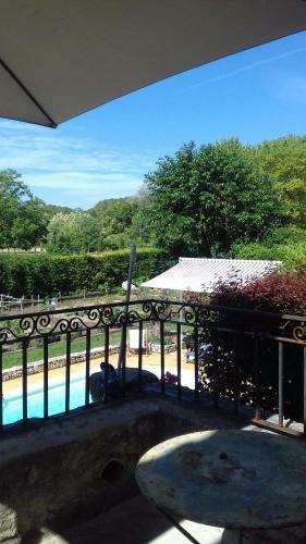 Grange Vout�e Avec Jardin