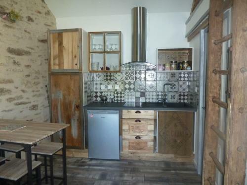 "l'atelier"g�te Perch� � La Campagne-15 Min de Rodez