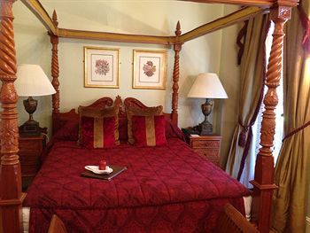 Twenty Nevern Square Hotel