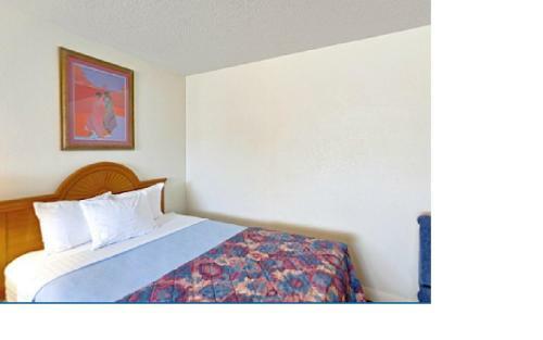 Hotel Americas Best Value Inn Raton Sands