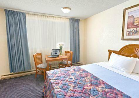 Hotel Americas Best Value Inn Raton Sands