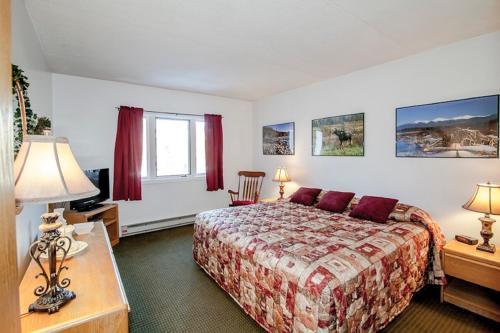 Hotel Rivergreen Resort
