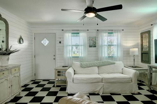 Le Chateau Ts202