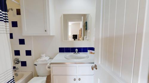 Tc203- Bron's Beach Shack Townhouse