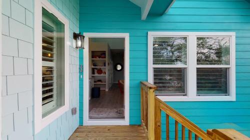 Wa230- Lonesome Coyote Beach House Home