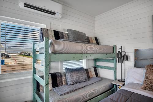 A1sht-mako My Dayo Townhouse