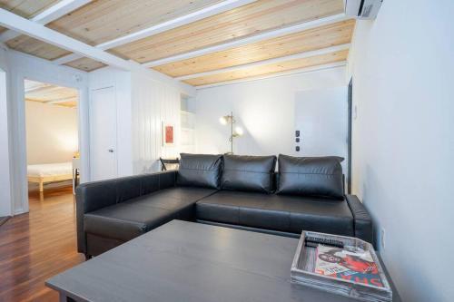 Apartamento Avant-garde Montrose Apt W/ Coffee And Parking