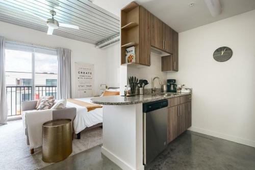 Apartamento Lodgeur At Mid Main Lofts